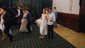 Вальс. Ученики 6 и 7 классов школы "Город Солнца"