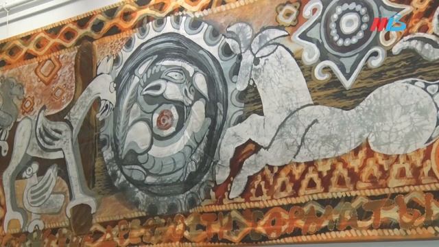 Волгоградская художница создает картины из марли и темного полотна смотреть онлайн