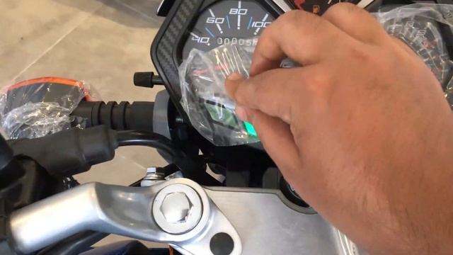 New Suzuki GSX 125 First Impressions By BikeWala Esti смотреть онлайн