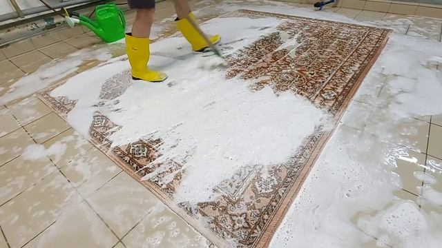 Стирка ковра / Rug washing смотреть онлайн