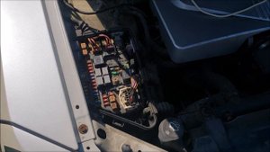 Cadillac CTS not starting and key stuck sidestep fix