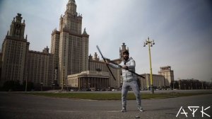 Ваши мозг и тело будет приятно удивлены. Игорь Шпиньков показывает комплекс с 2 палками.