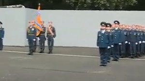 испополнение гимна МЧС и прохождение торжественным маршем 240