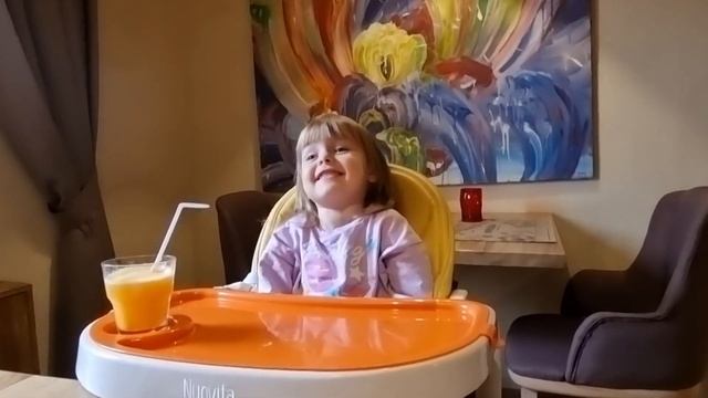 Матрона.Охранник не хотел впускать в храм, Долгожданная встреча в кафе "РУККОЛА" на Таганке смотреть онлайн