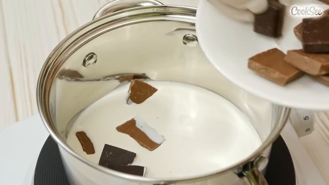 ШОКОЛАДНЫЙ ТОРТ С ВЛАЖНЫМ БИСКВИТОМ И ШОКОЛАДНЫМ МУССОМ. #шоколадныйторт #муссовыйторт #декор