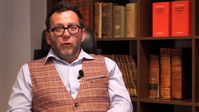 Почему аптеки в Германии требуют доплату за лекарства по бесплатному рецепту? смотреть онлайн