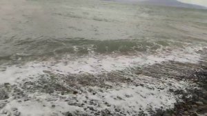 Раскинулось море широко, и волны бушуют вдали
