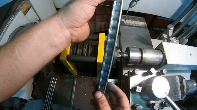 БЛОК УСИЛЕНИЯ ПРОФИЛЬНОЙ ТРУБЫ РЕЛЬЕФ .ФАКТУРНЫЙ РОЛИК РИСУНОК БУСЫ. смотреть онлайн