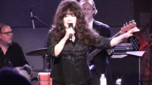 Ronnie Spector Baby I Love You 2018