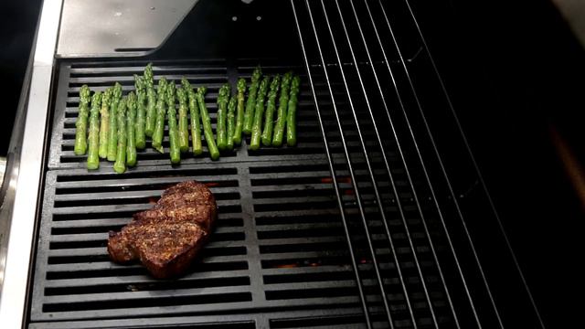 PERFECT FILET MIGNON | You Can Die Happy After This Amazing Steak | COOKOUT | MOORE APPROVED смотреть онлайн