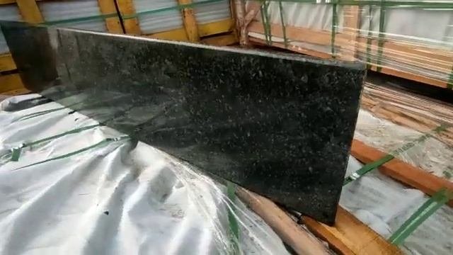 Гранитные ступени 1200х320х20.  Ступени для лестницы.
