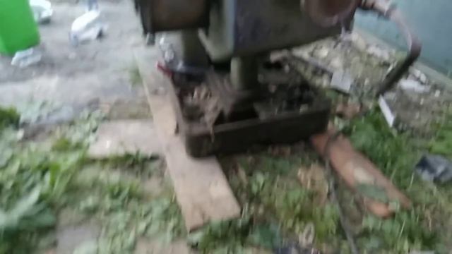 ЗАГУБИЛИ ТЕХНИКУ. Станок фрезерный  F2 250/TOS FA3V .Коробка скоростей , смазка ВФГ , масляный насо