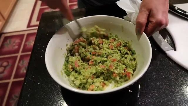 ПОЗВОЛИЛА СЕБЕ ЛИШНЕГО! ЗНАМЕНИТЫЙ СОУС ЗАКУСКА ГУАКАМОЛЕ.