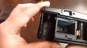 Как выбрать и проверить компактный пленочный фотоаппарат