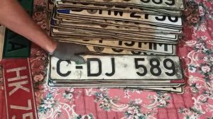 Автомобильные номера коллекция разные 325 шт