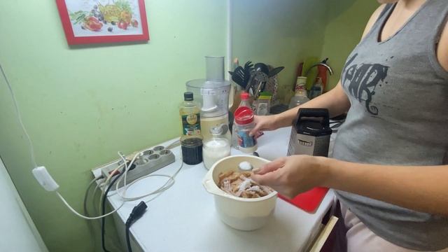 Закуска из свиной шкурки к пенному/Свиная кожа по-корейски/Готовим из свиной кожи/необычный рецепт смотреть онлайн