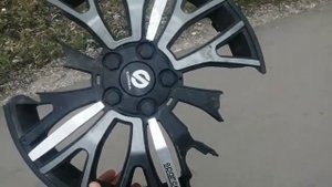 нашли колпак на 13