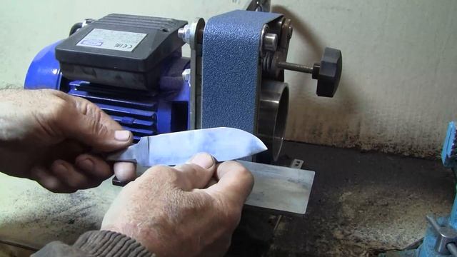 Как сделать НОЖ из обоймы ПОДШИПНИКА