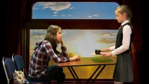 В ПОЕЗДЕ / смешное видео