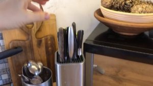 Обзор нашей уютной деревенской кухни.