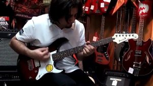 YAMAHA PACIFICA 112V