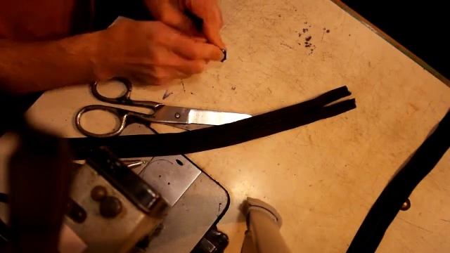 Как использовать старую молнию от сапога? Как можно экономить? Ремонт обуви. смотреть онлайн