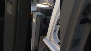 как завести машину без стартера на месте!!!