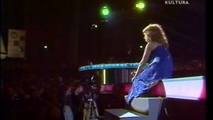 Алла Пугачева - Просто / Эти летние дожди / Звездное лето / Все могут короли (Сопот, 1979)