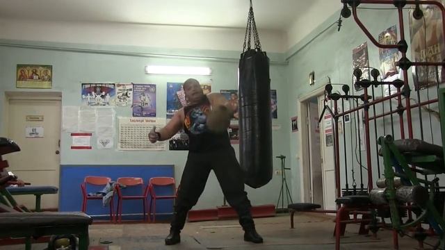 Халаджи, жонглирование гирей 70 кг смотреть онлайн
