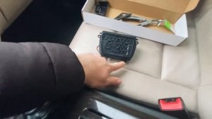 Замена пепельницы БМВ 5 в кузове F10 / БМВ 5 Ф10