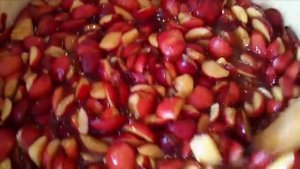 Варим варенье из ранеток (cook jam ranetok)