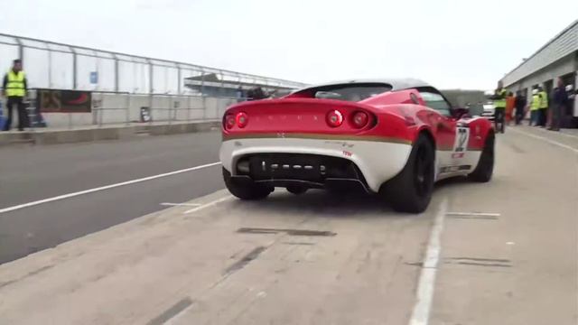 Motul - Lotus on Track - Silverstone 2013 - 2/4 смотреть онлайн