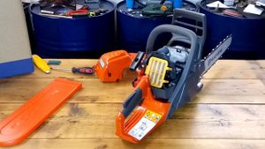Husqvarna 135 Mark II Chain saw - What's under the cover ???