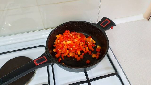 Картофельный рулет с грибами.