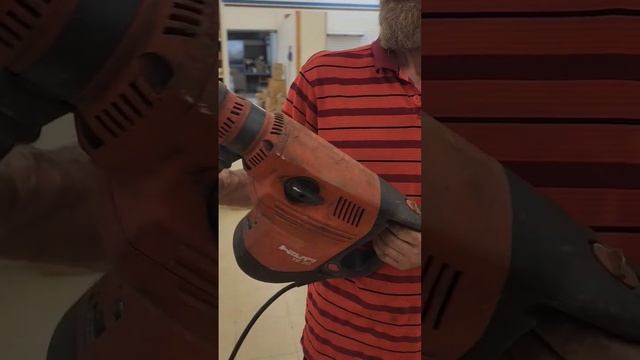 Hilti TE70 Rotary Hammer Drill | Test for Auction