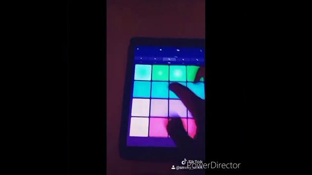 BEATS ON IPAD l БИТЫ НА АЙПЭД смотреть онлайн