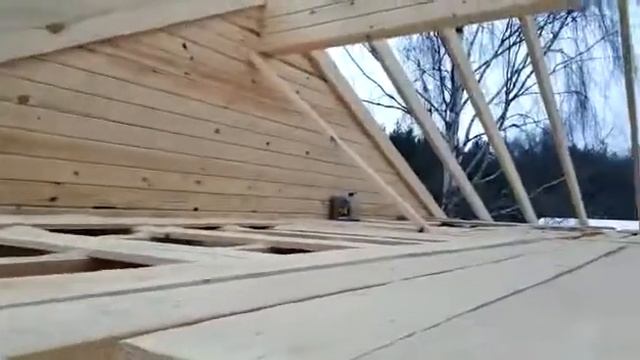 Скользящие опоры в стропильной системе, деревянного дома. Как это работает? Скользящее крепление. смотреть онлайн