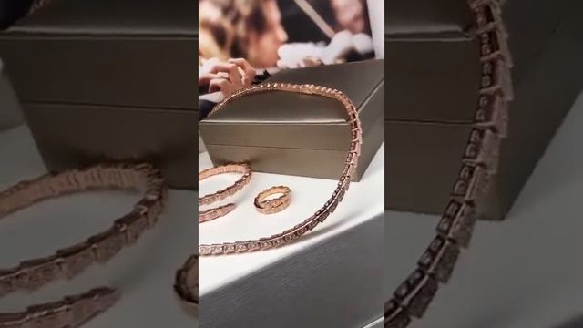 Колье, браслет, кольцо Bvlgari Булгари Змея Люкс смотреть онлайн