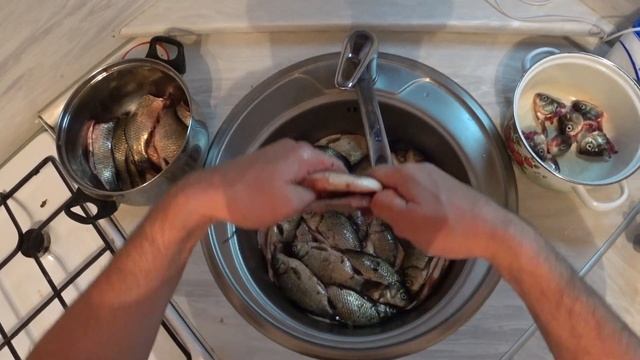 Как засолить и завялить карася