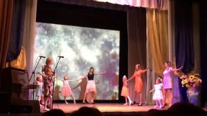 "Мама и дочка" танец