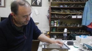 в мастерской флорентийской мозаики Александра Горбунова, мастера -камнереза Санкт-Петербург, 2022