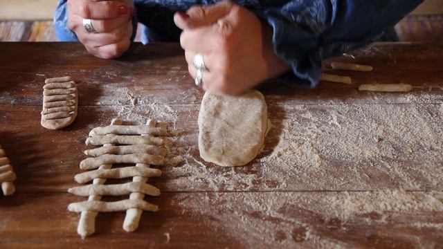 Печём обрядовое печенье «лесенки»