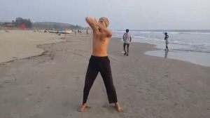 Практикуйте на здоровье!!! Упражнения на шею , плечевой пояс, руки.