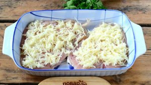 Куриная грудка в шубке под сыром