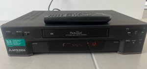 Видеомагнитофон Mitsubishi HS-U510 PerfecTape Hi-Fi Stereo VHS-Малайзия -1995-год