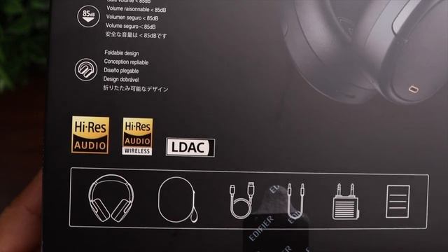 SCARY Good! Edifier WH950NB VS Sony WH-1000XM5 смотреть онлайн