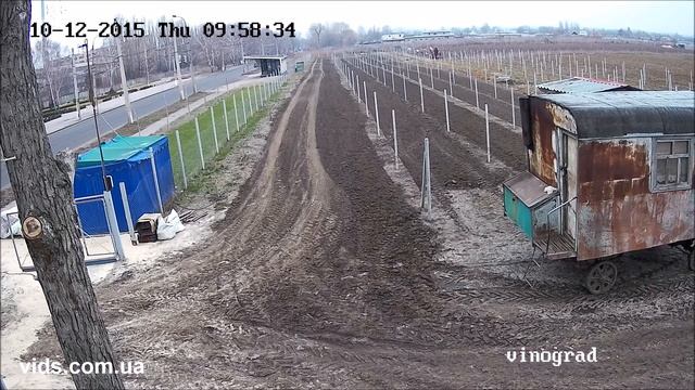 Пример видео, камеры Hikvision DS-2CD2T42WD-I8 (4mm), день смотреть онлайн