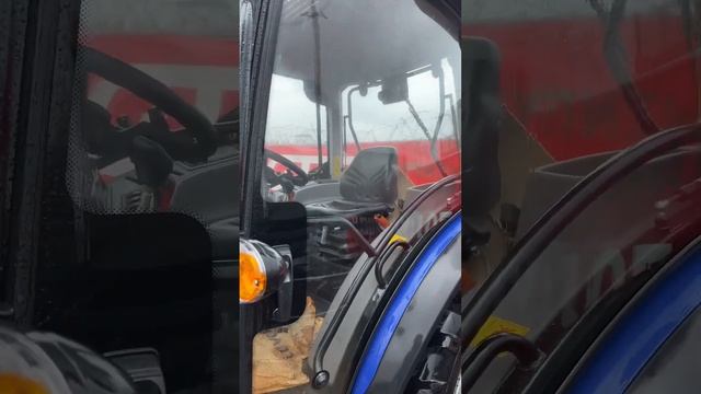 ?Обзор трактора LOVOL (ЛОВОЛ) 504 на стоянке. Стоит ли покупать китайский трактор? смотреть онлайн