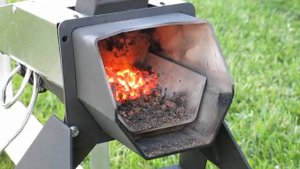 Подвижный колосник в пеллетной горелке PELLETRON G20 выполняет механическую очистку