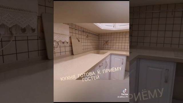 Любая мебель на заказ, от кухни до ванной комнаты, так же есть модульная мебель.